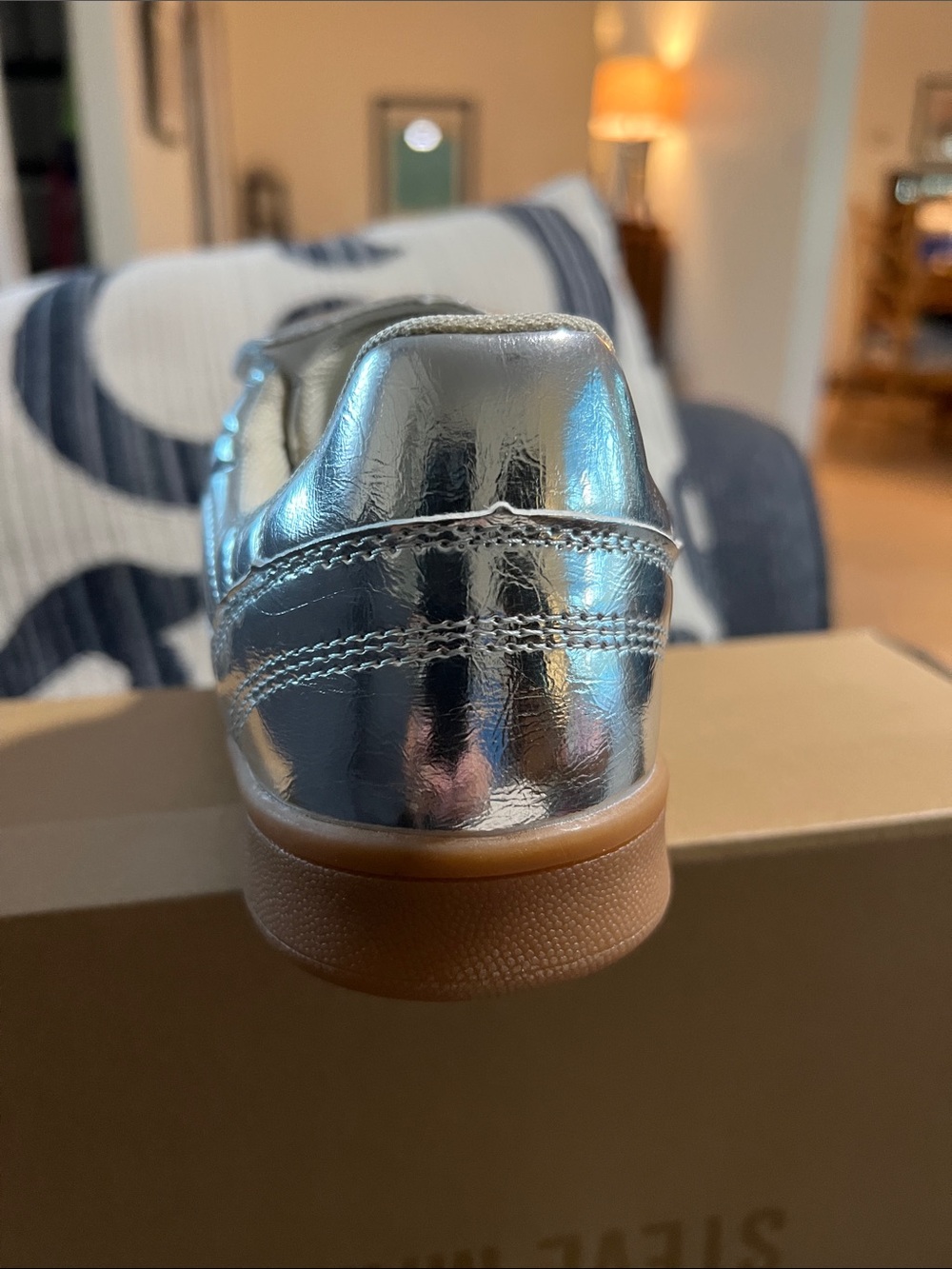NWT size 7 Steve Madden Silver Metallic Lace-Up Sneaker - Picture 6 of 6